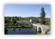 Pont medieval sur la Drone � Bourdeilles - Dordogne